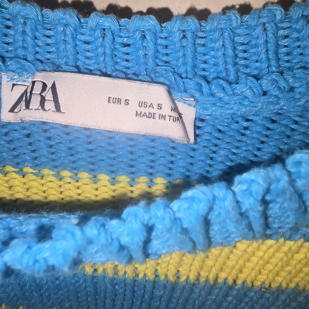 Zara Striped Distressed Knit Cropped Sweater Size: Small - Picture 6 of 7